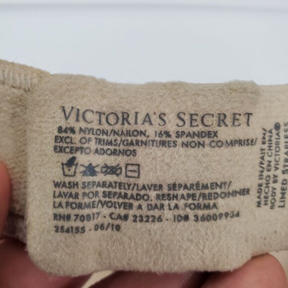 Victoria's Secret Body By Victoria Lined Strapless Cheetah Memory Foam Bra 32A - Picture 3 of 6